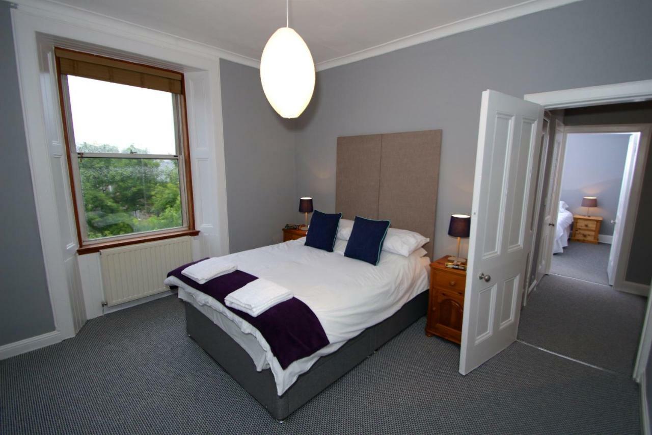 43 Flat 9 Montgomery Street Apartment Edinburgh