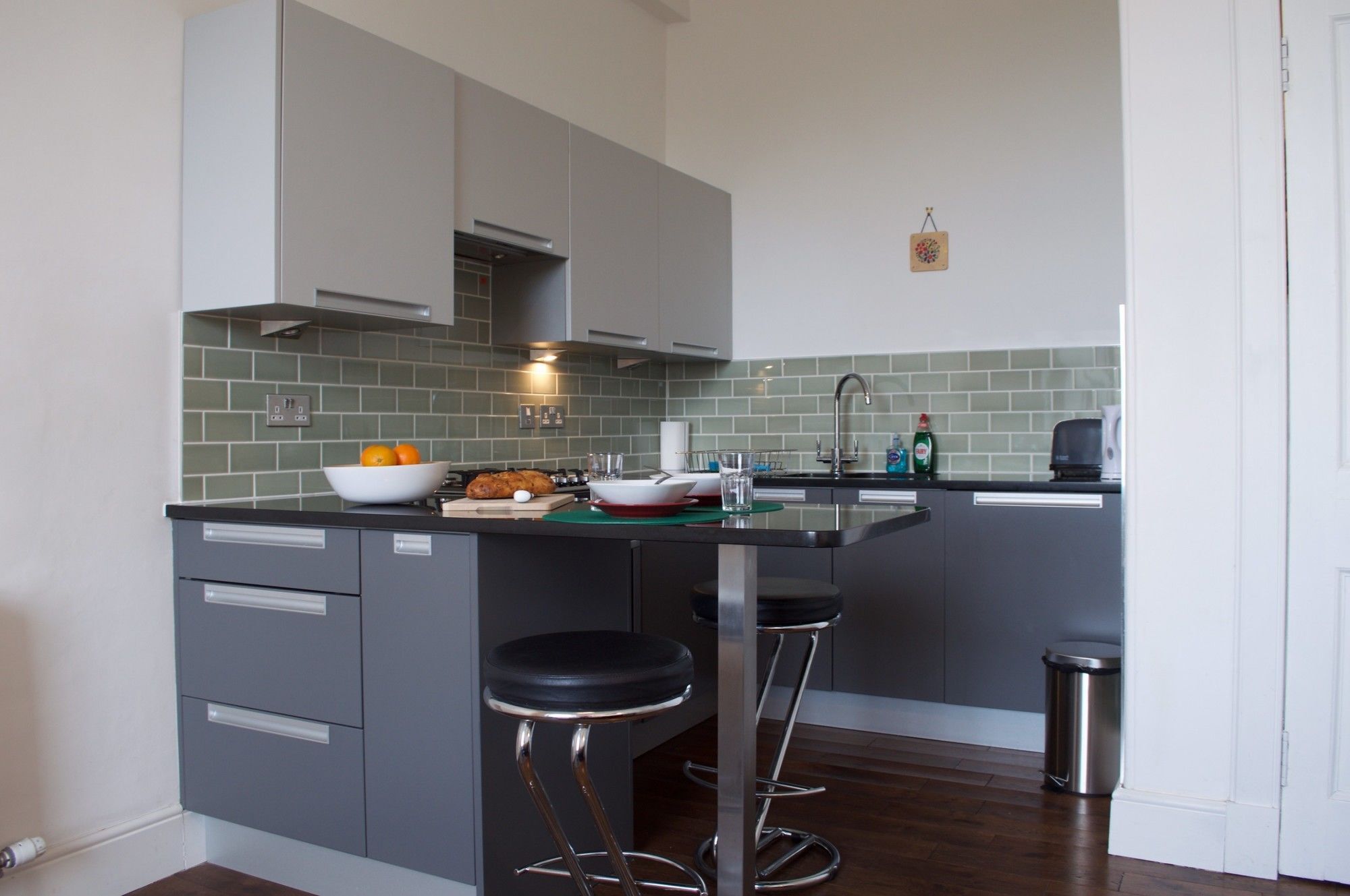 Apartment 2 Bedroom Flat Near Centre *
