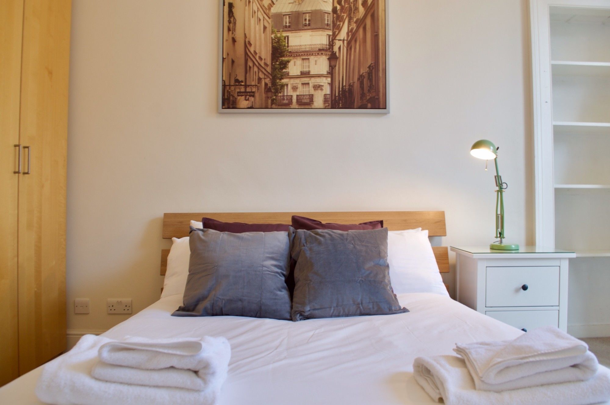 2 Bedroom Flat Near Centre Apartment *