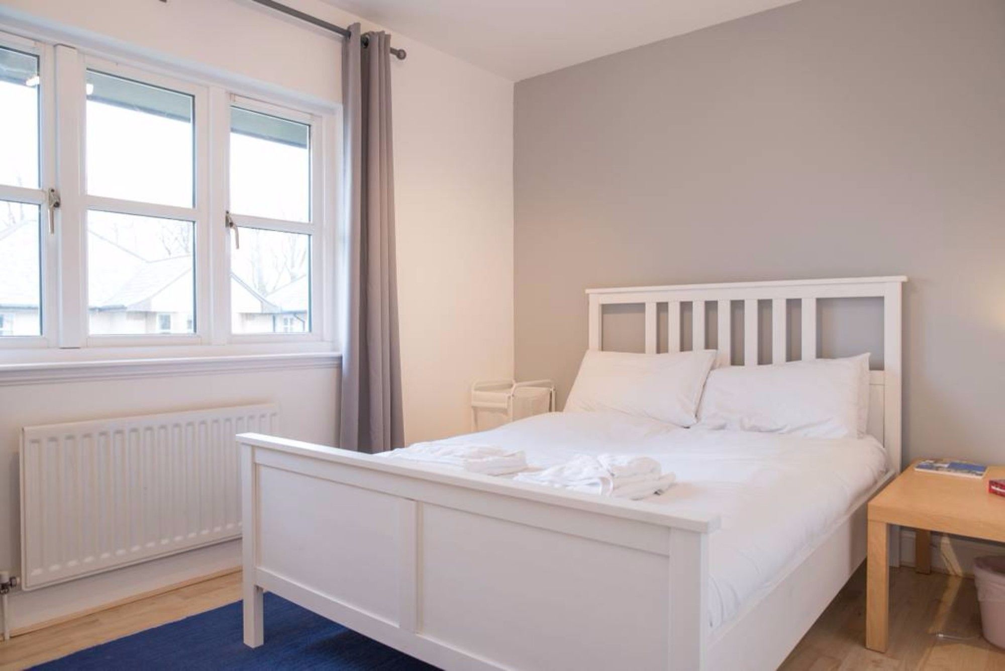 Apartment 5 Bedroom House With Free Parking *