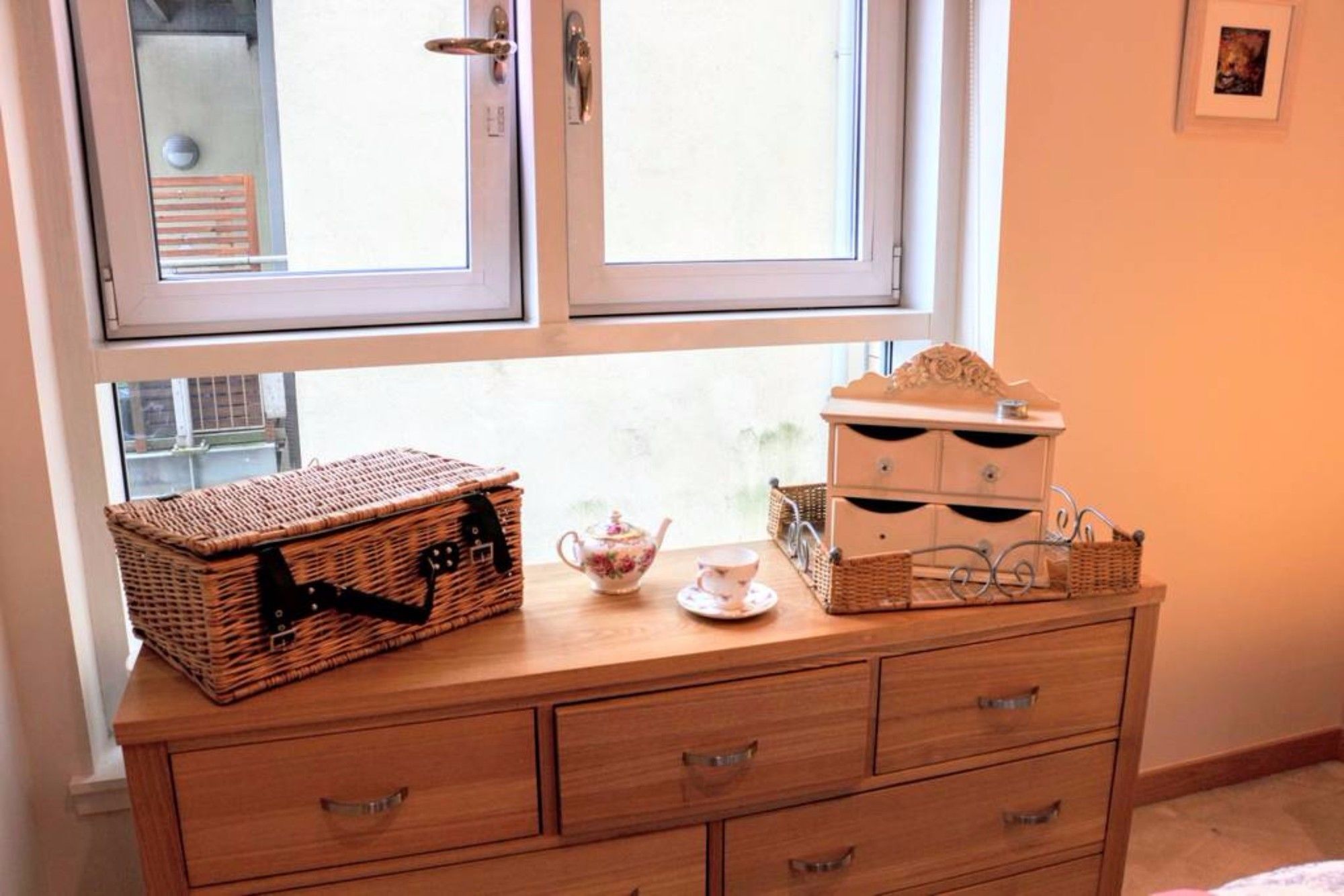 2 Bedroom With Sea View Sleeps 4