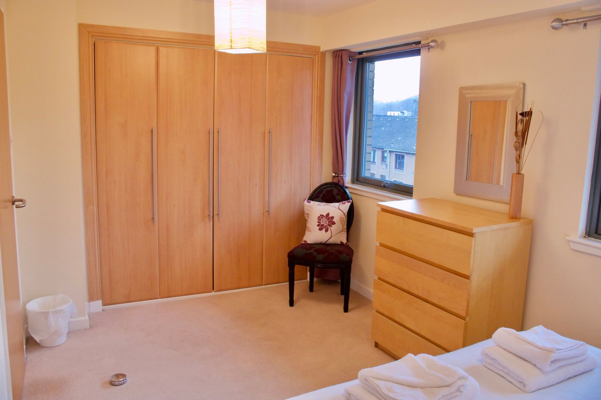 3 Bedroom Duplex In Apartment *
