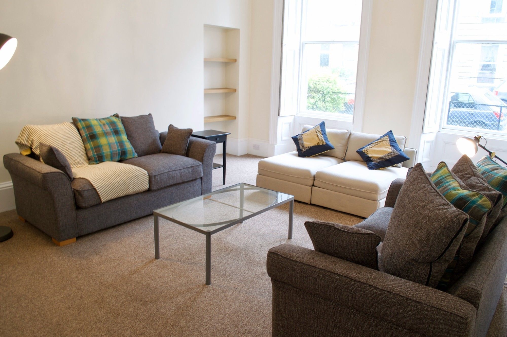 Apartment 3 Bedroom Accommodates 8 *