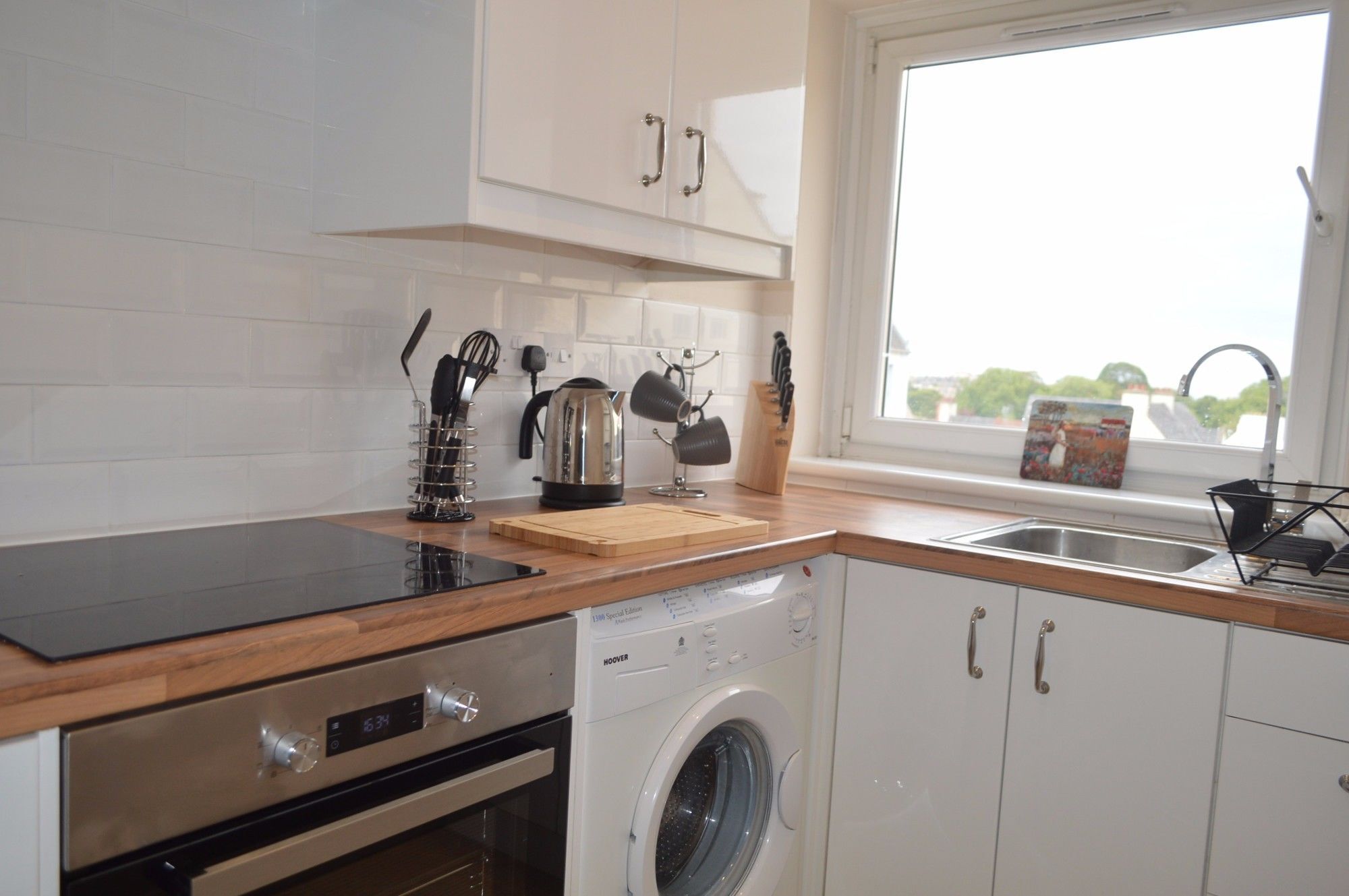 1 Bedroom On Royal Mile *