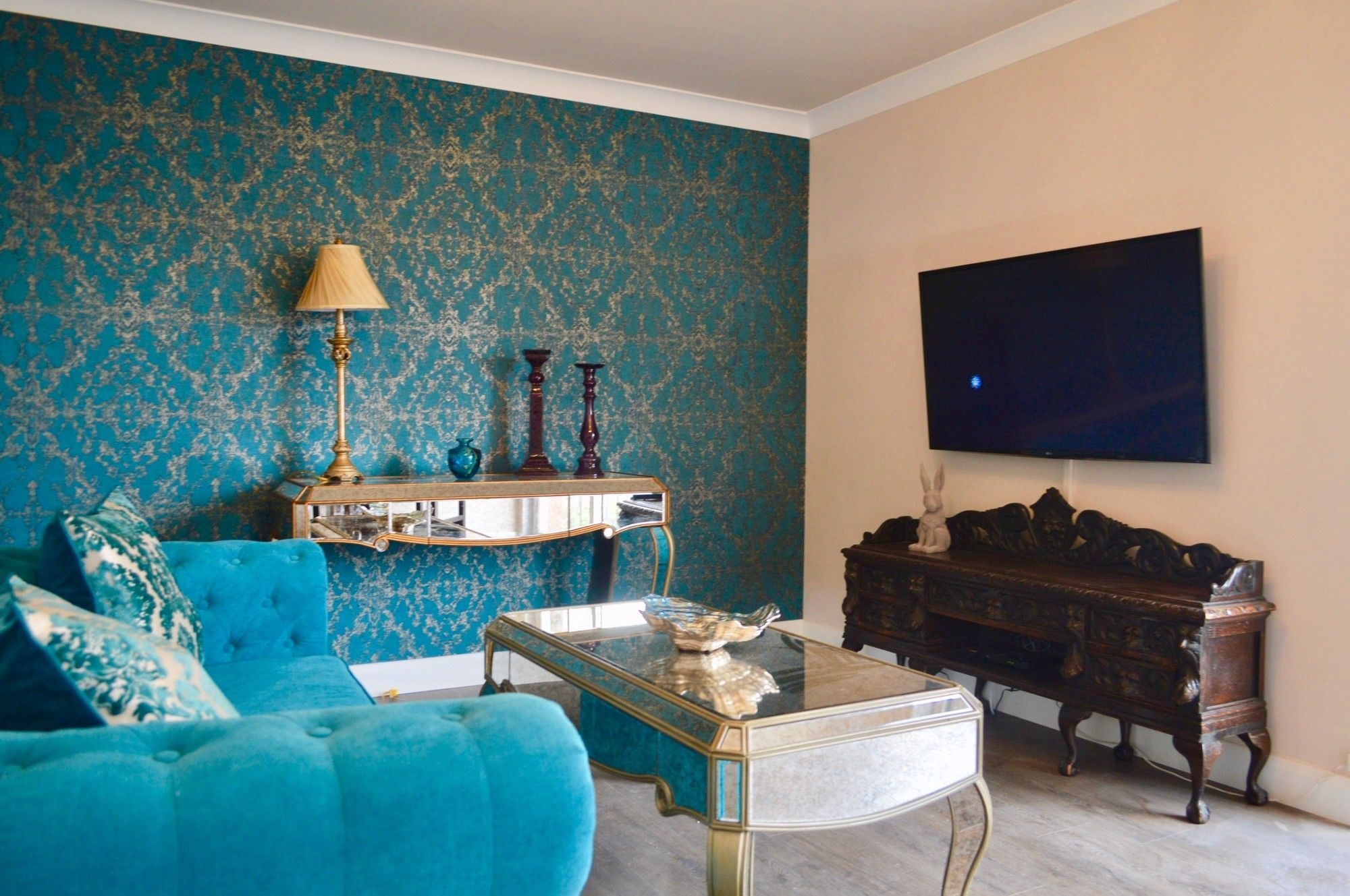 1 Bedroom On Royal Mile *