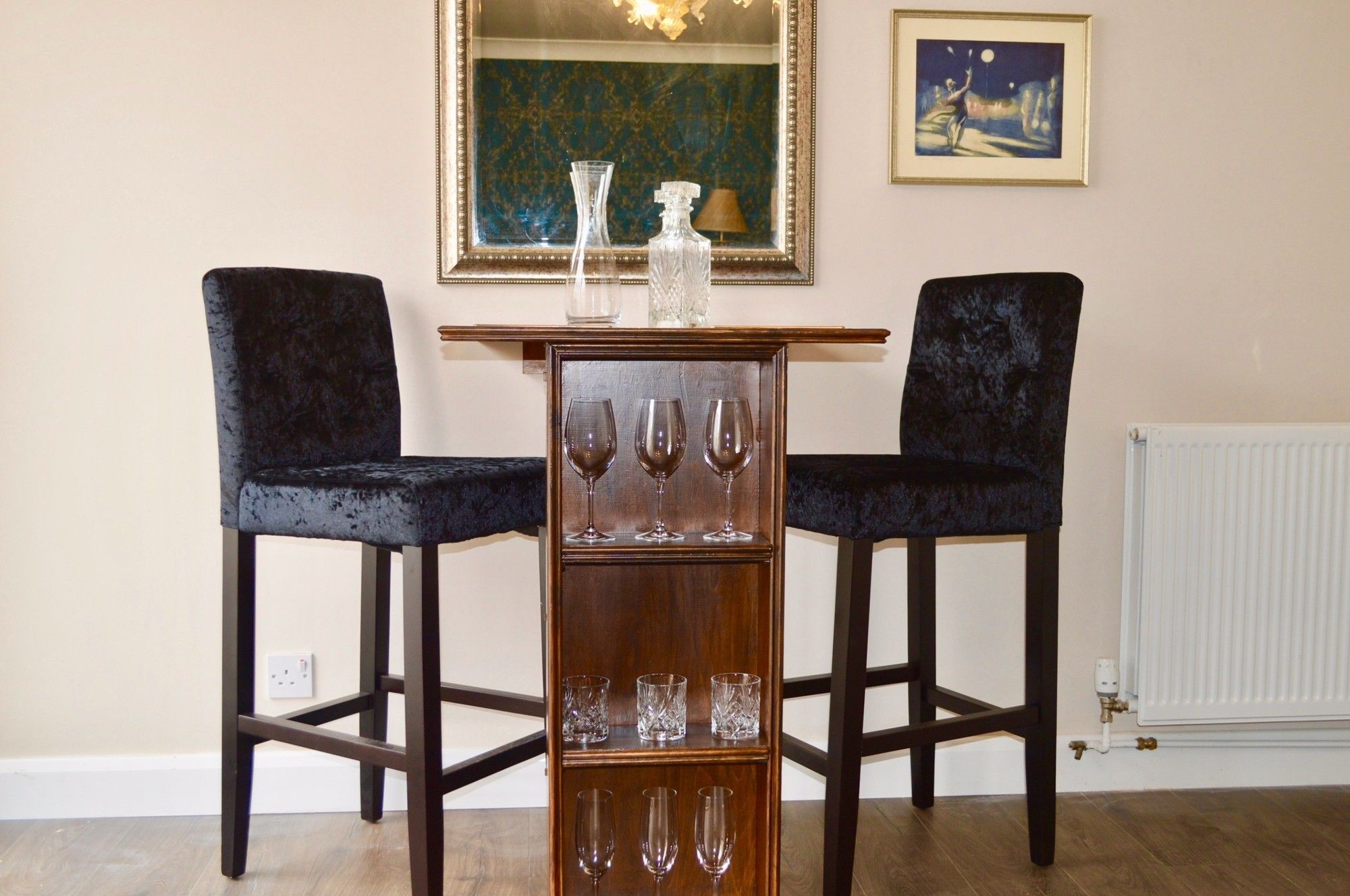 1 Bedroom On Royal Mile