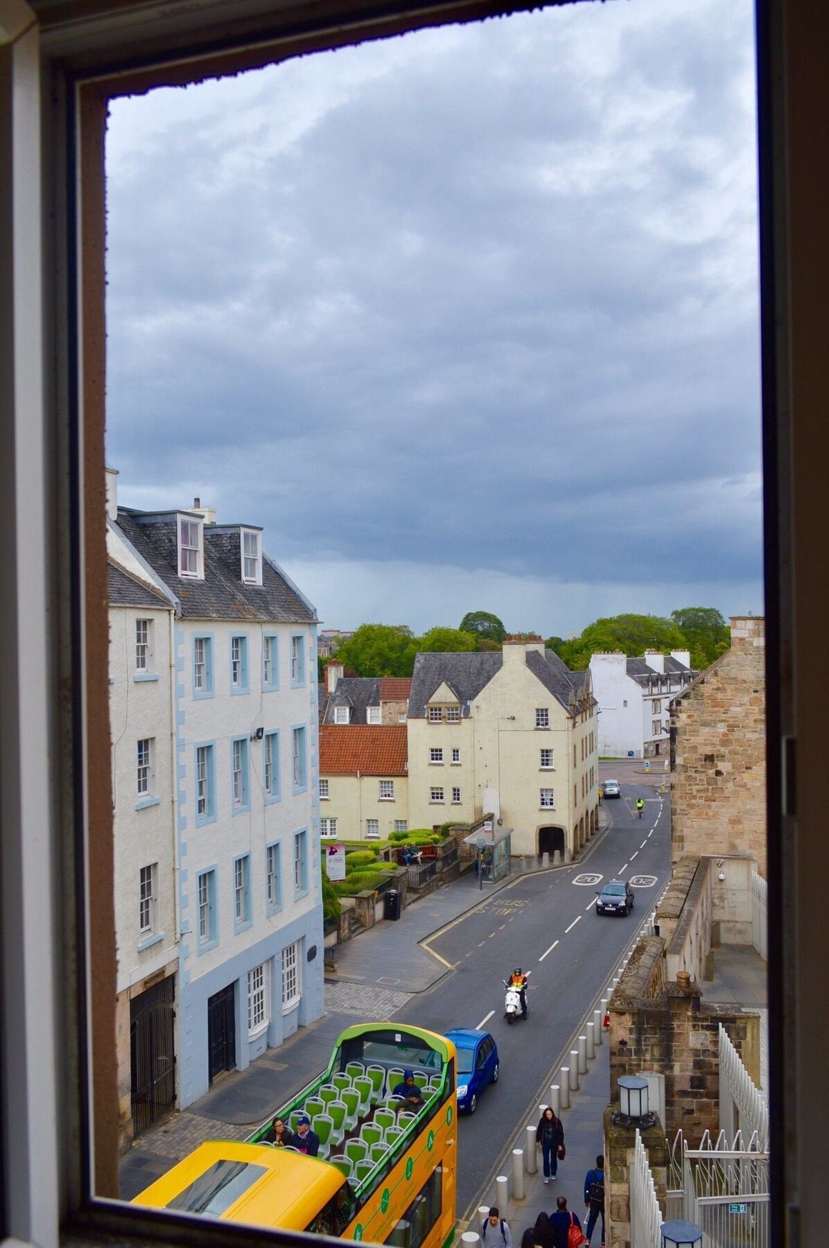 1 Bedroom On Royal Mile Apartment