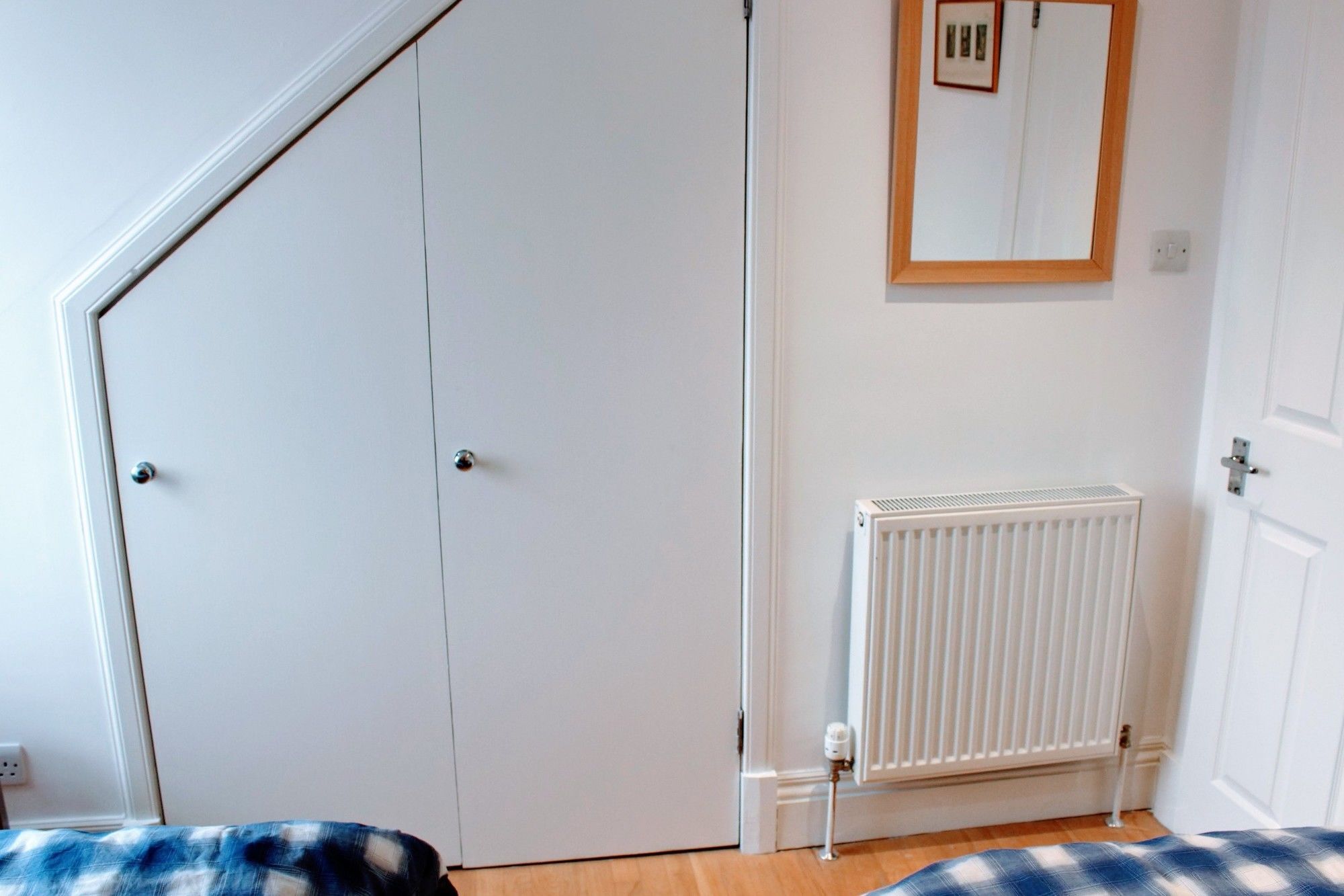 2 Bedroom Penthouse On Royal Mile * EDI