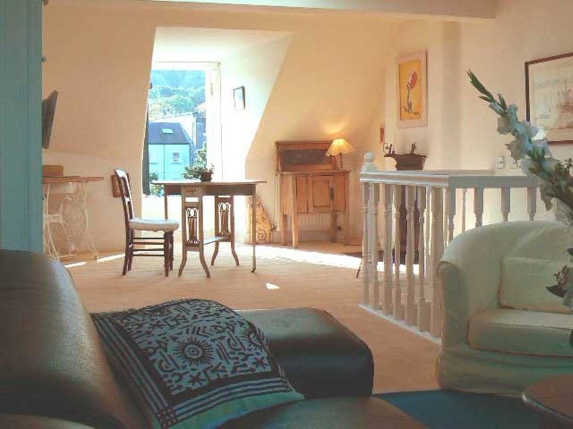 4 Bedroom Flat In Centre Apartment Edinburgh