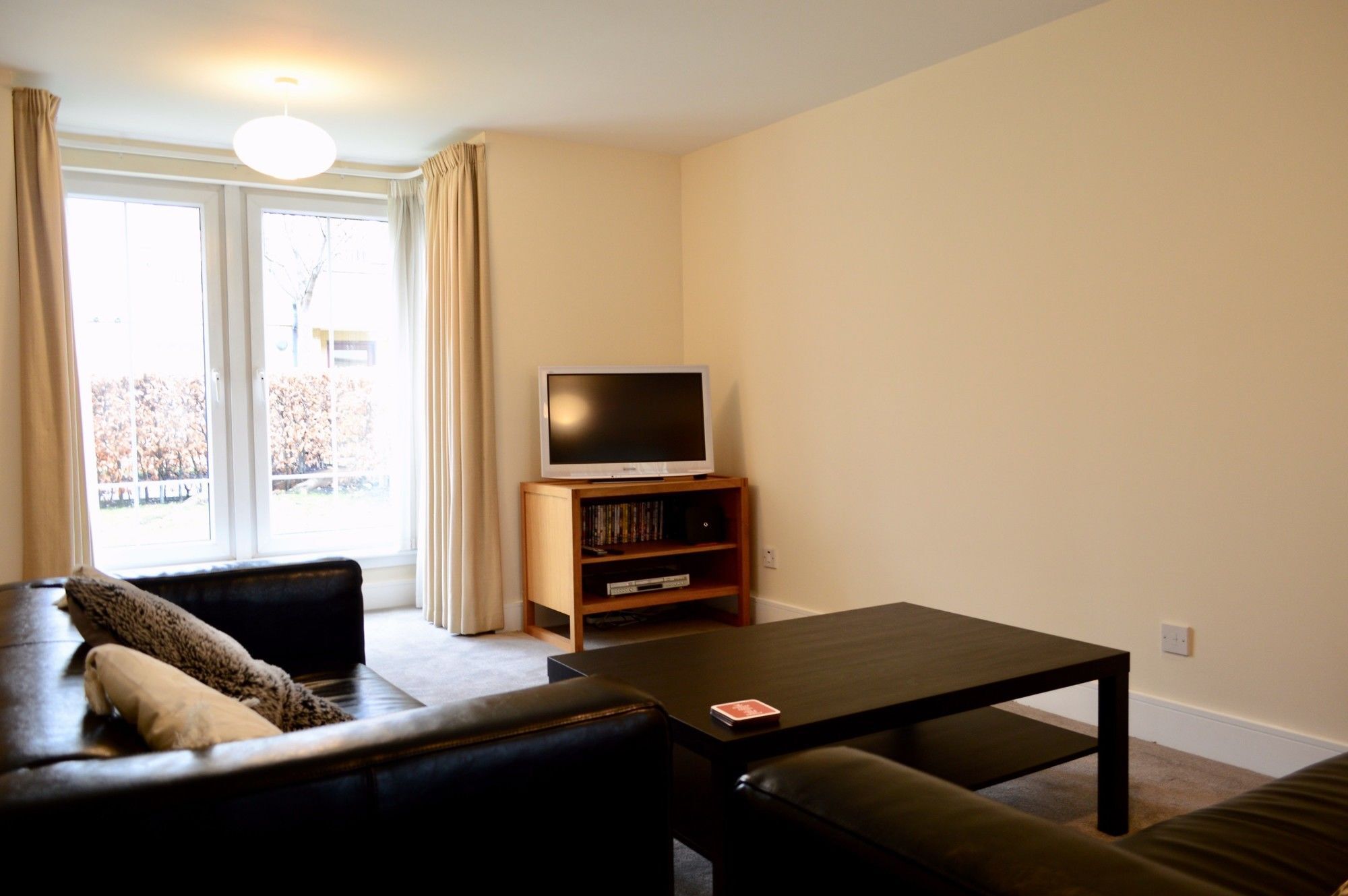 Apartment 2 Bedroom Close To Centre