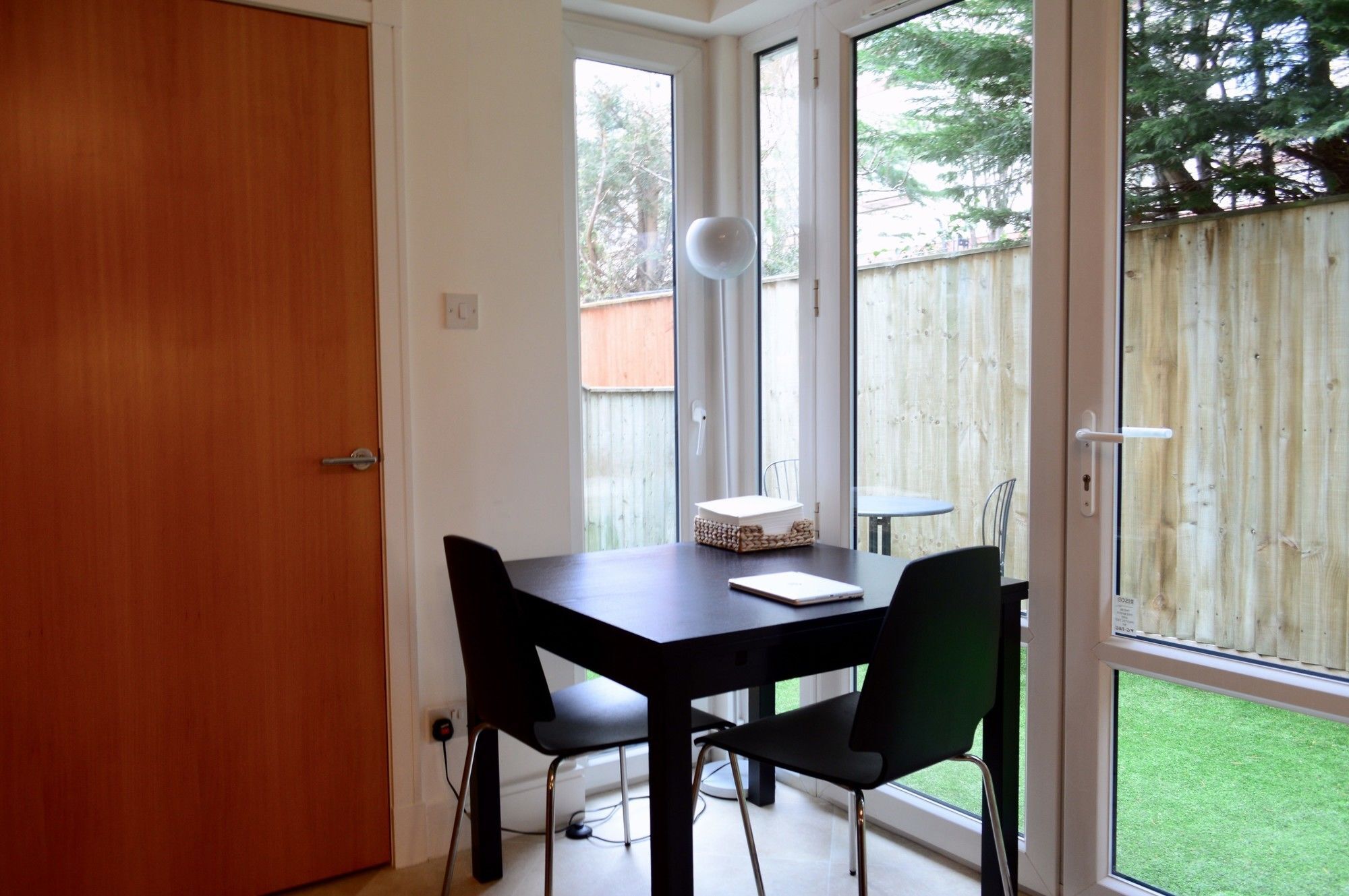 2 Bedroom Close To Centre Apartment