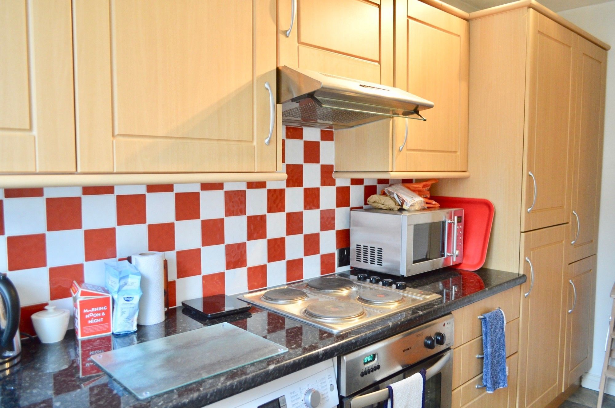 One Bedroom Flat With Box In *