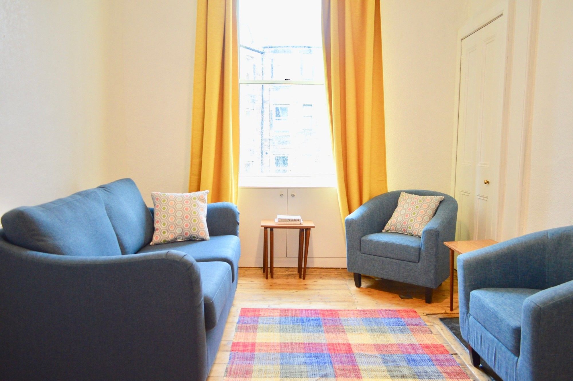 One Bedroom Flat With Box In