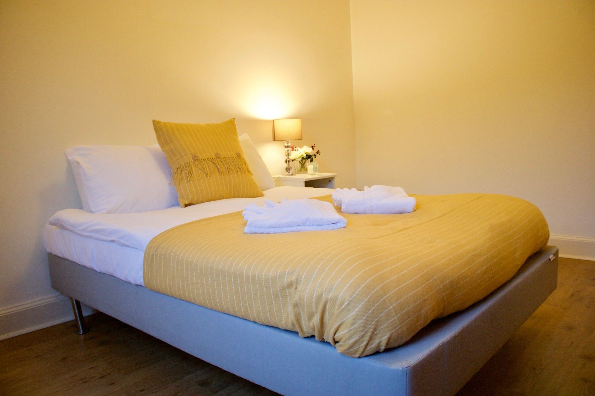 1 Bedroom Flat In Broughton Edinburgh