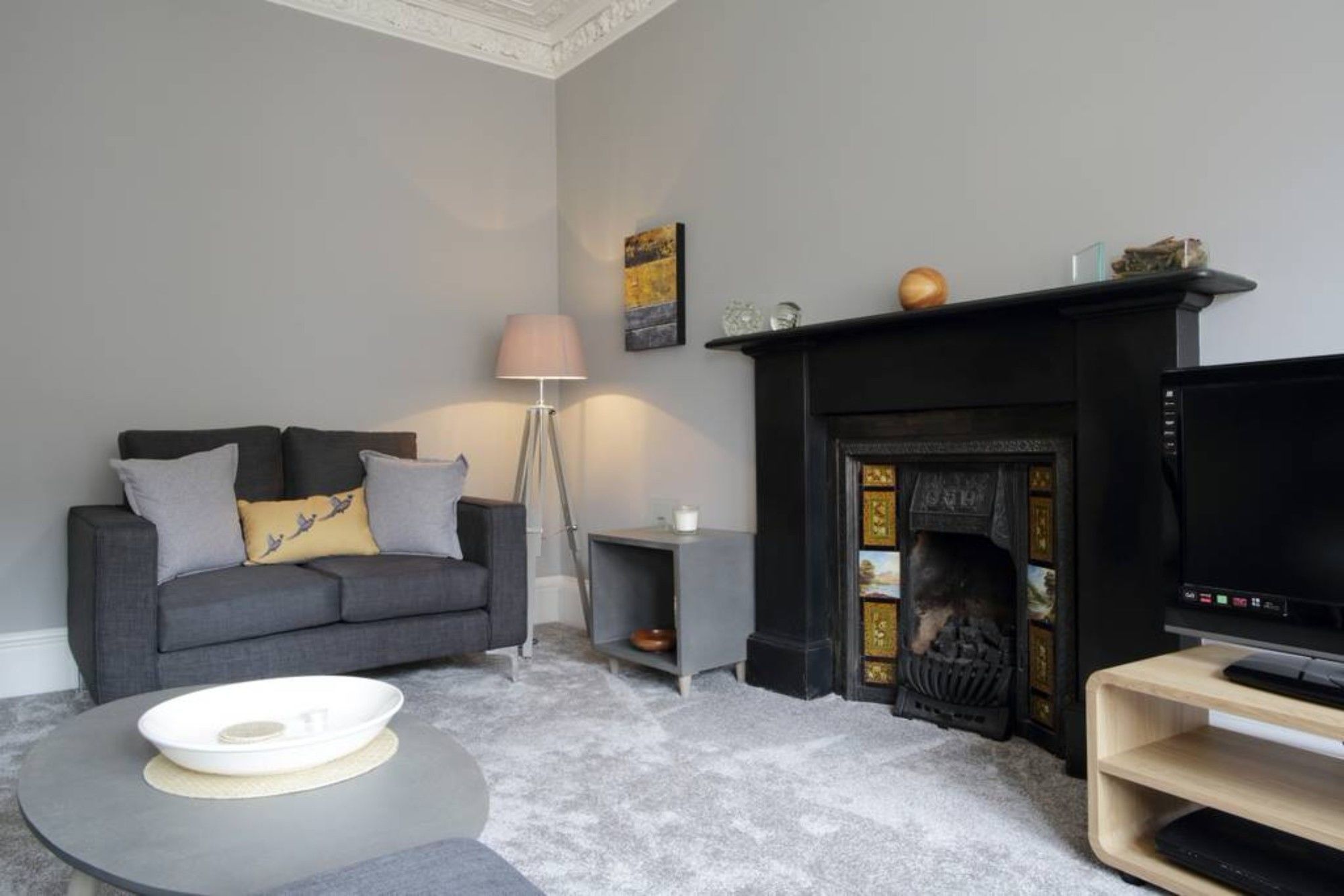Apartment 2 Bedroom Bruntsfield