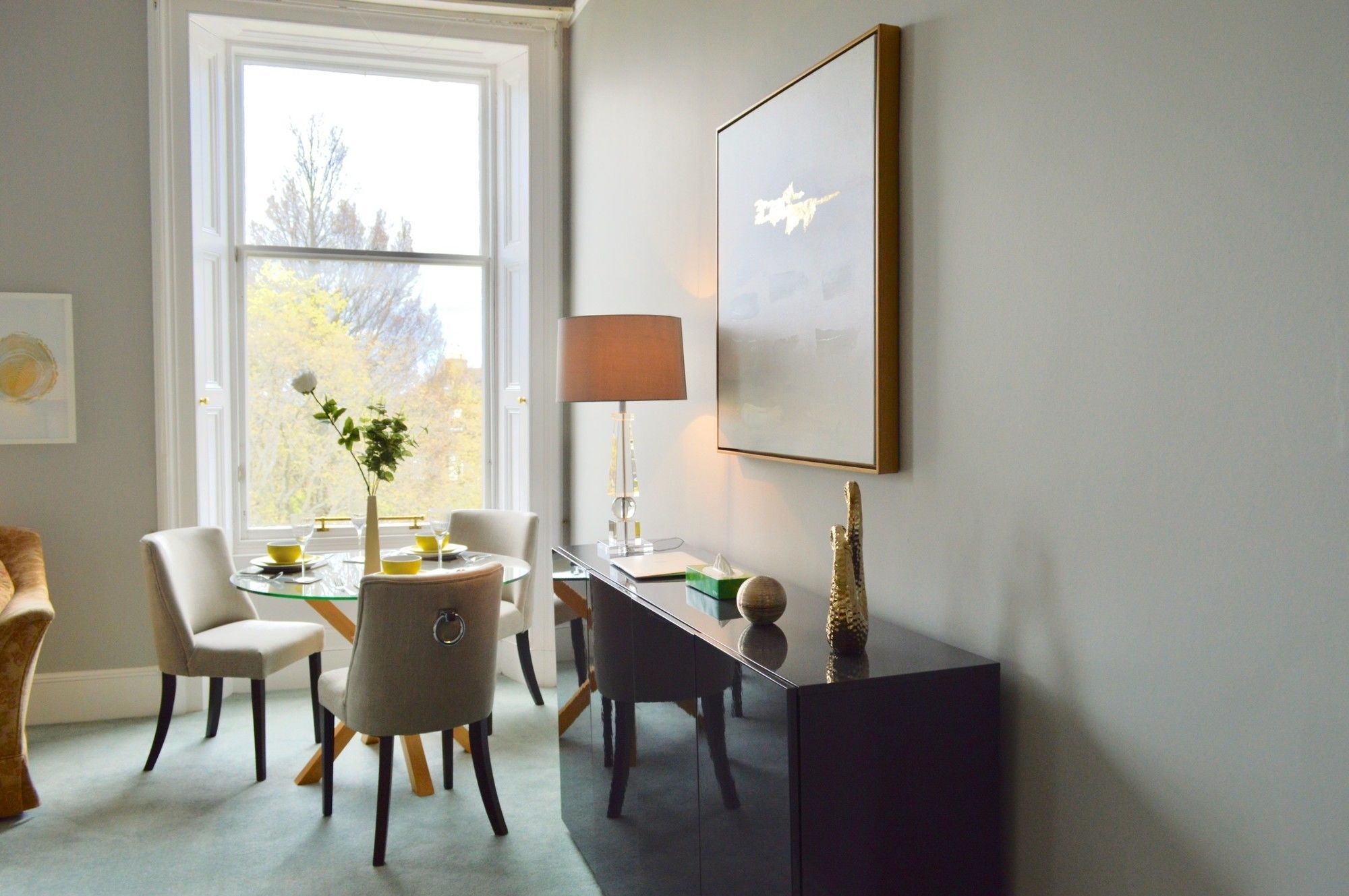 West End 2 Bedroom Georgian Apartment Edinburgh