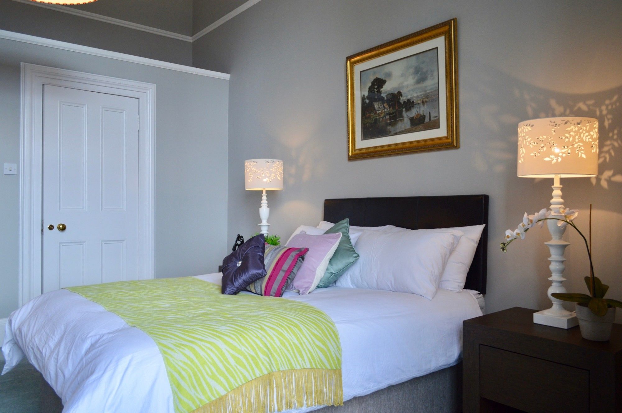 Apartment West End 2 Bedroom Georgian *