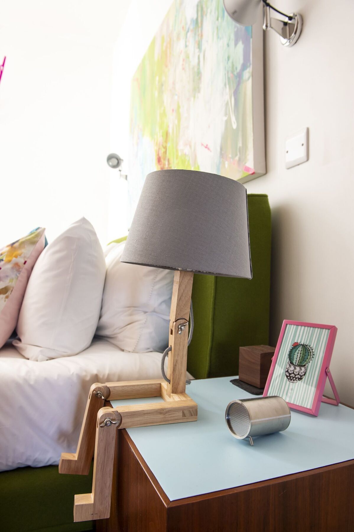 Bank Street Apartment EDI