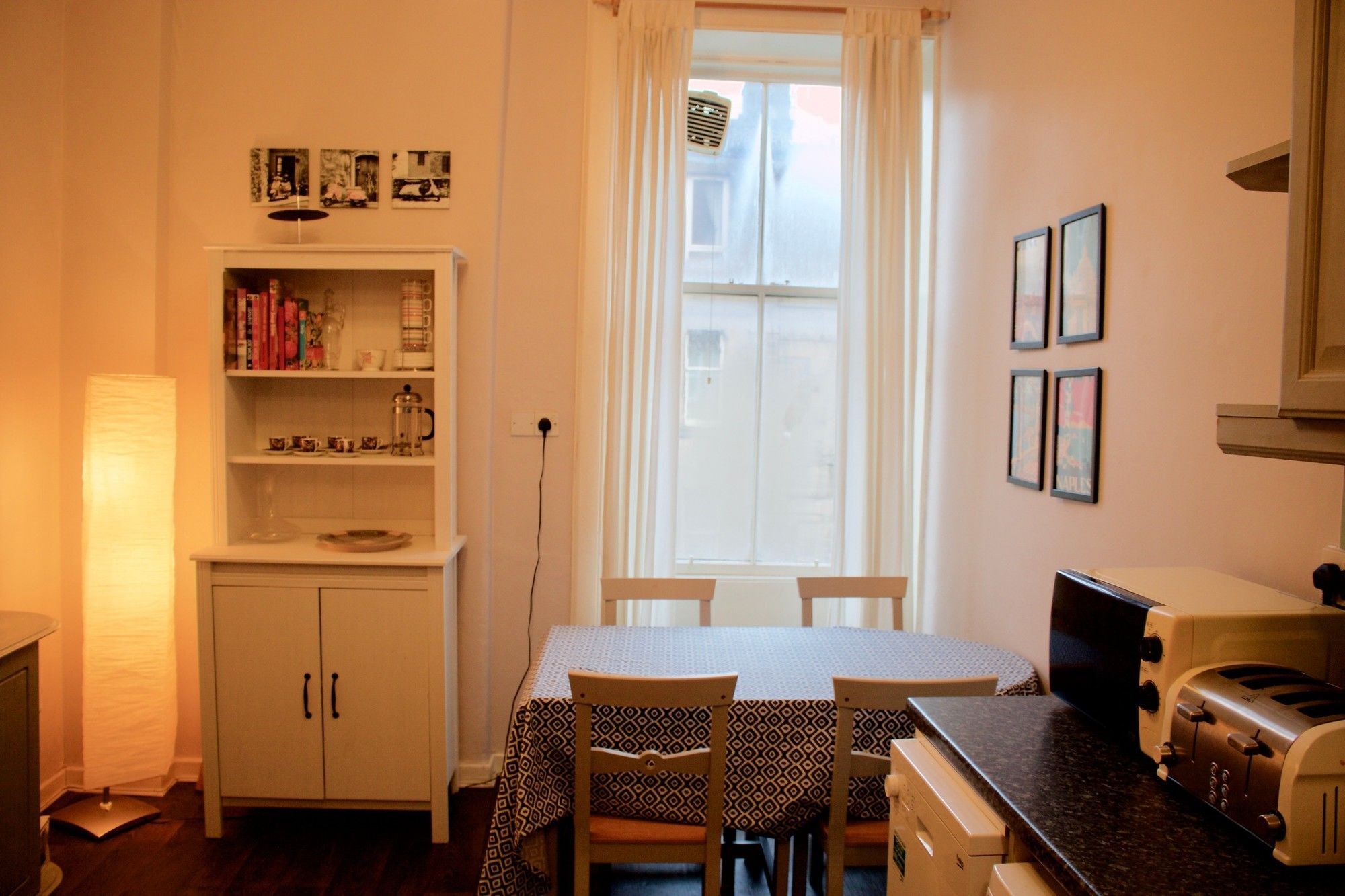 1 Bedroom Flat Off Leith Walk