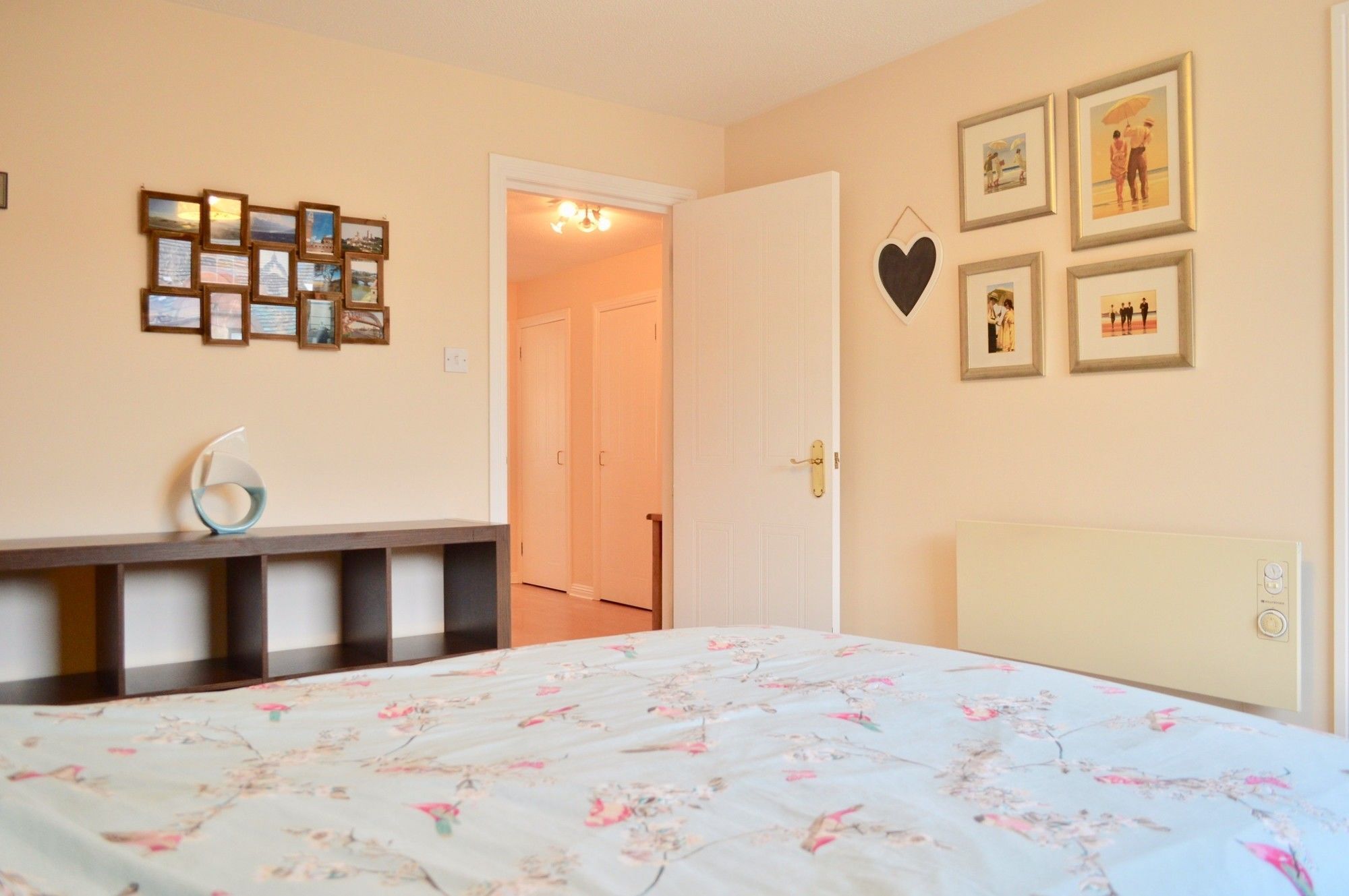 2 Bedroom Flat In