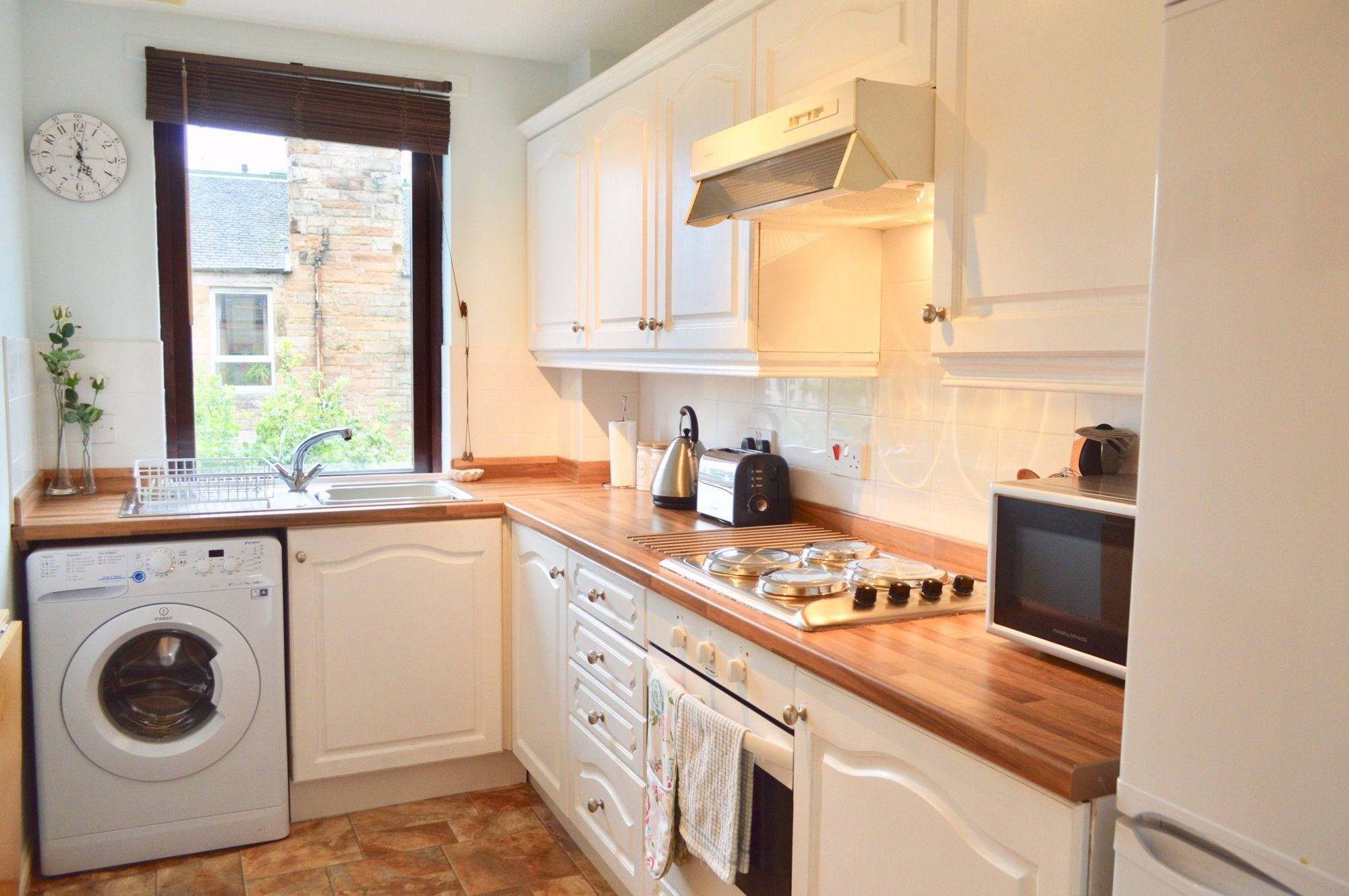 Apartment 2 Bedroom Flat In