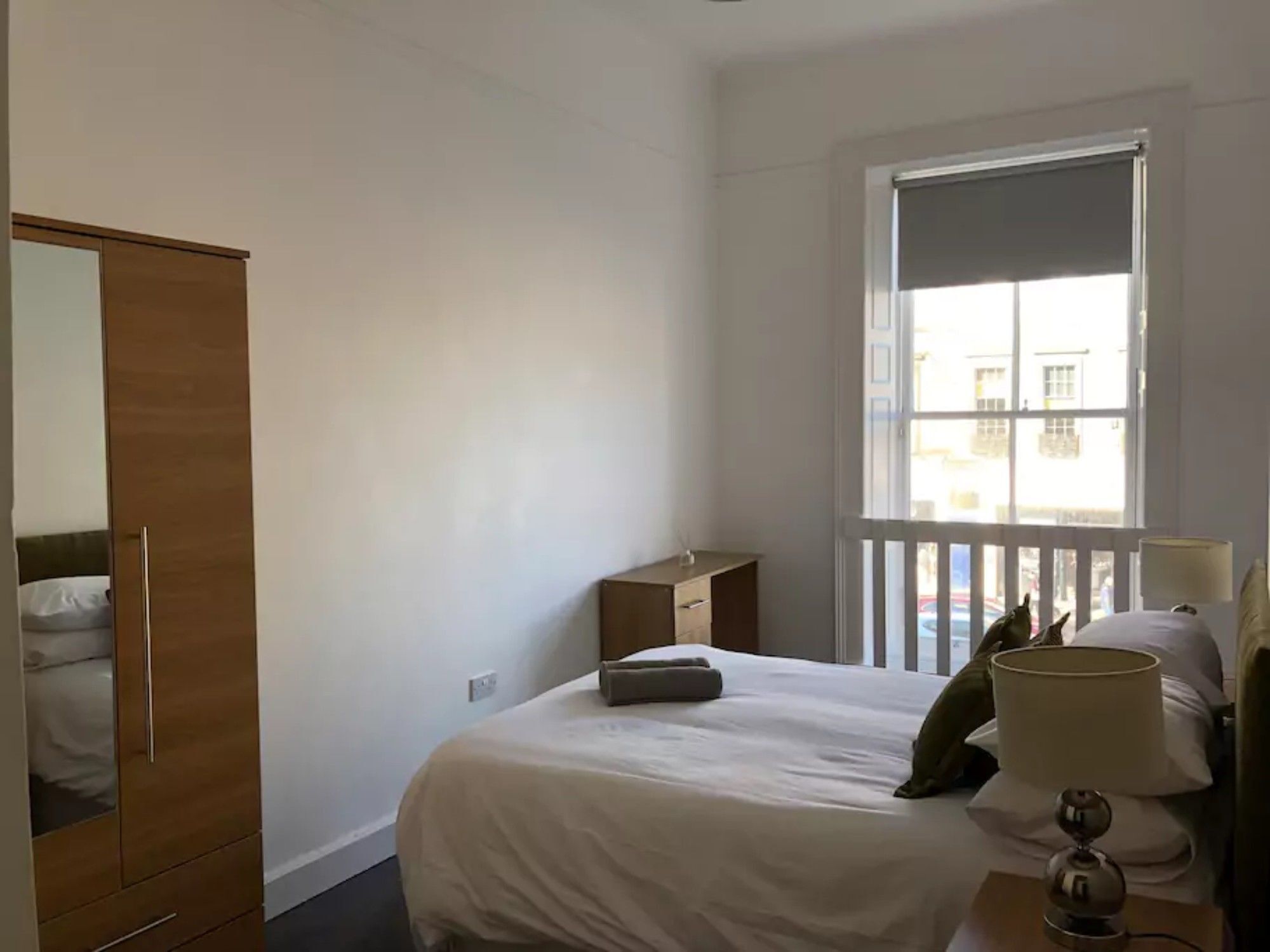 3 Bedroom Flat Apartment *