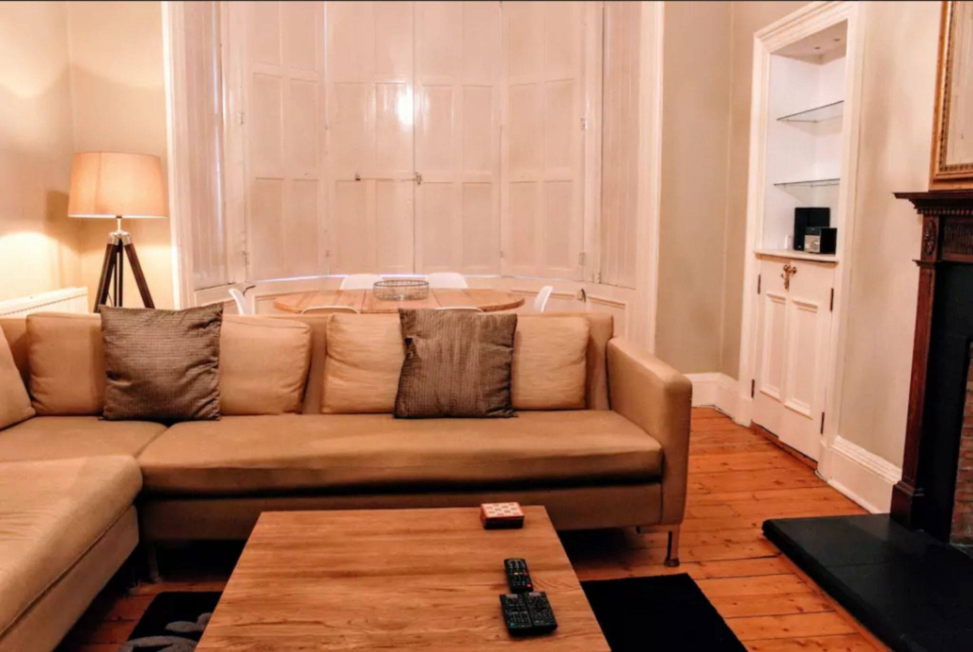 2 Bedroom, 2 Bathroom In New Town Apartment