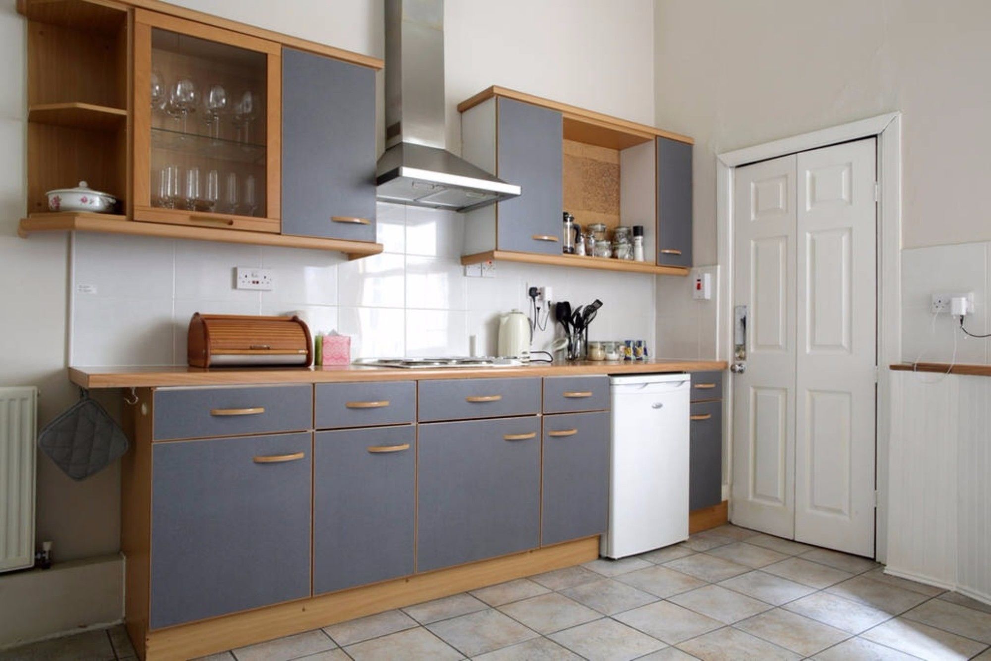 3 Bedroom Flat In Centre Apartment