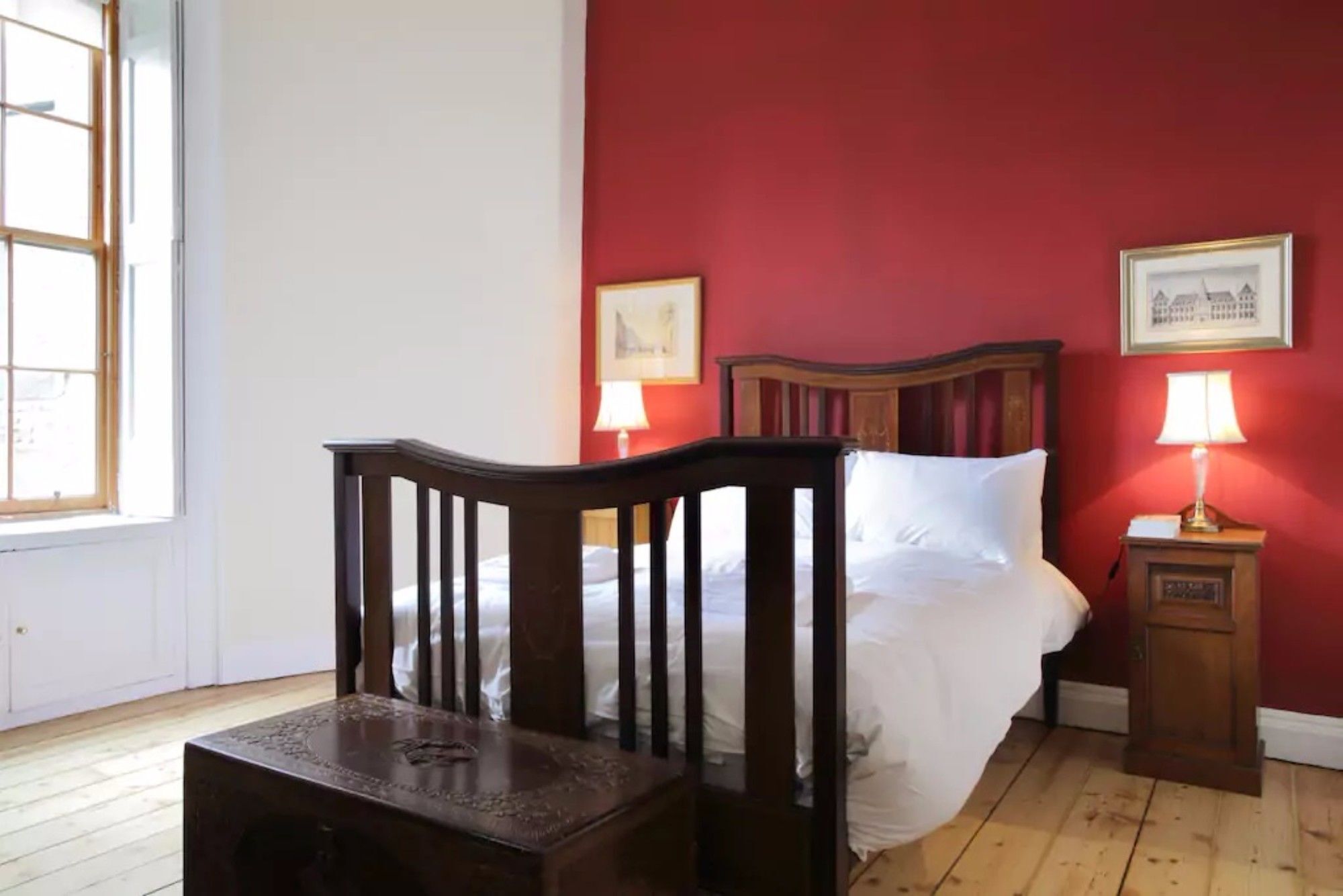 Apartment 3 Bedroom Flat In Centre
