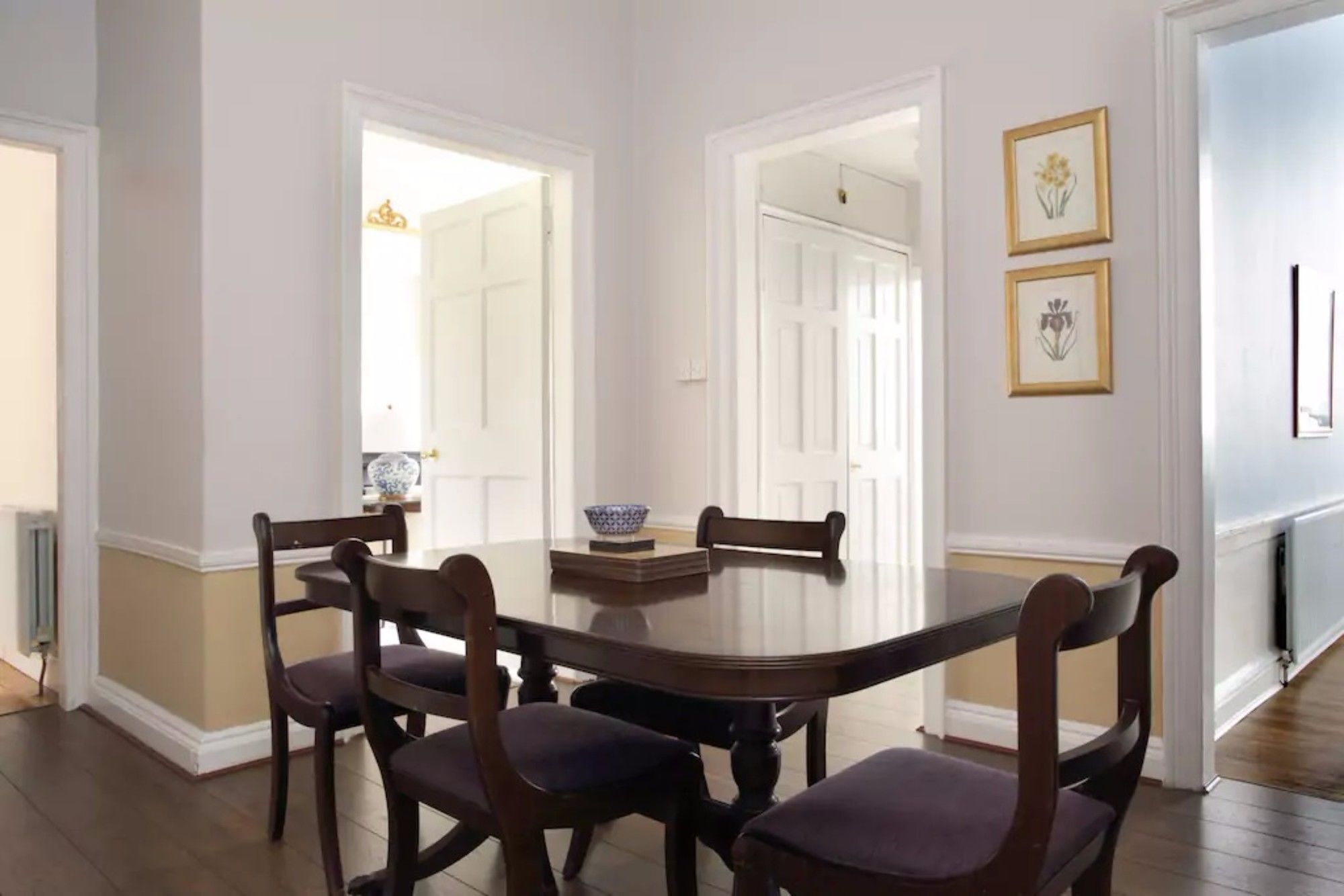 3 Bedroom Flat In Centre Apartment Edinburgh