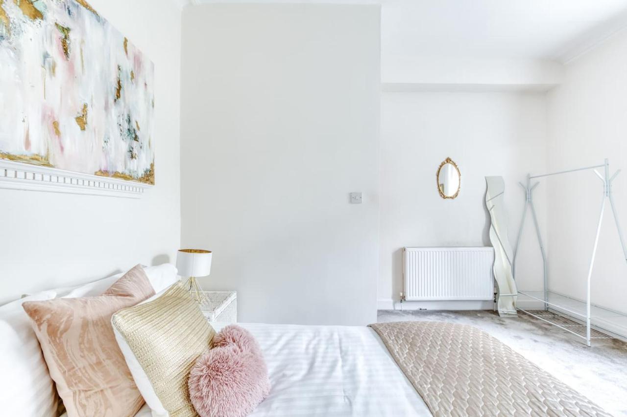 Apartment Kenmure With Garden & Parking *