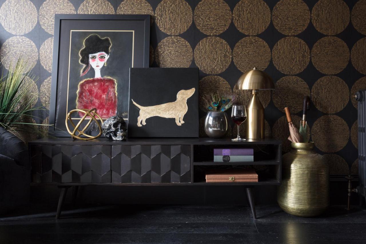Luxury Boutique In Fashionable Stockbridge 5* *