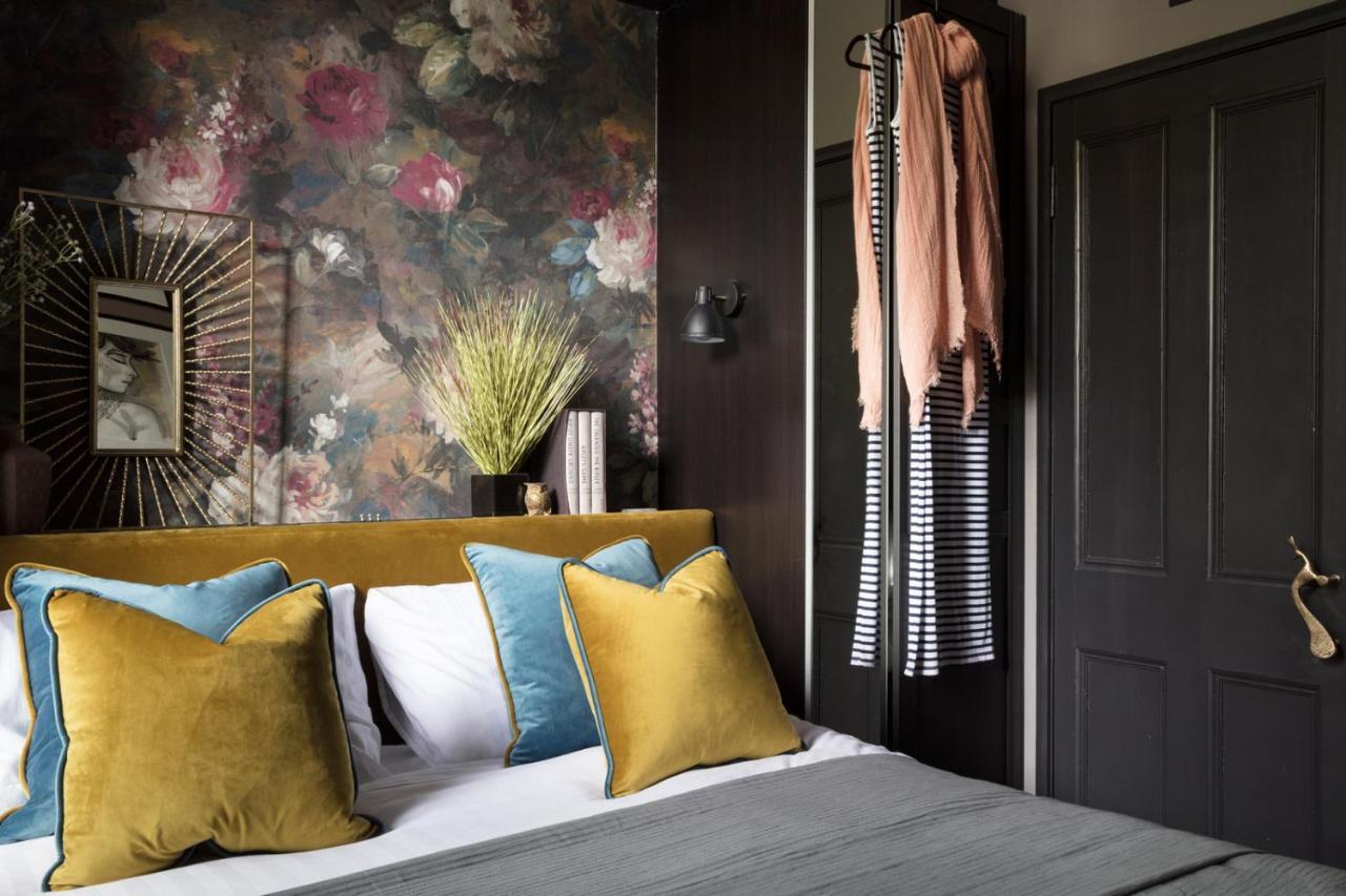 Luxury Boutique In Fashionable Stockbridge 5* Edinburgh