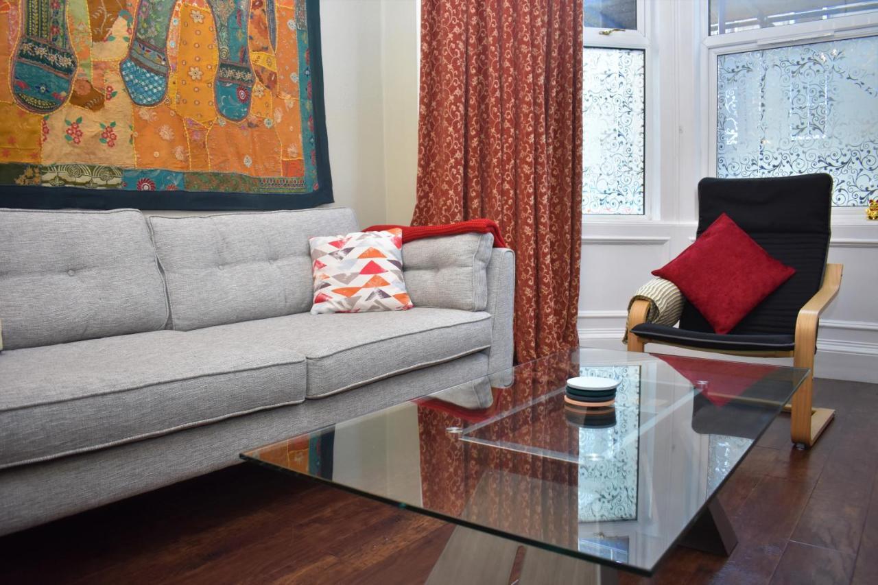 Dalkeith Road - Cosy 2br Close To Trendy Newington & Old Town Apartment *