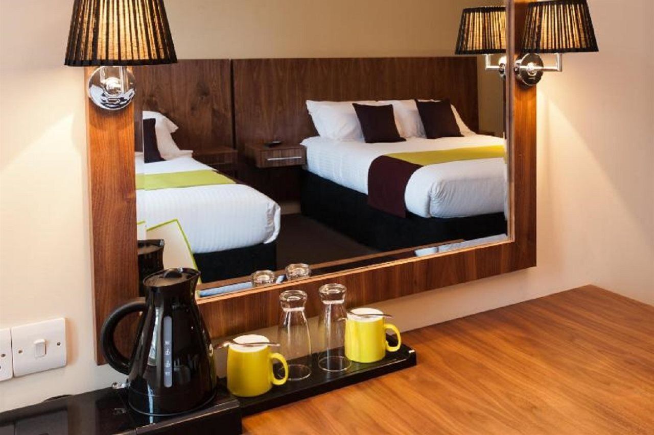 Hotel The Place 4*