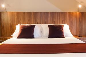 The Place 4*