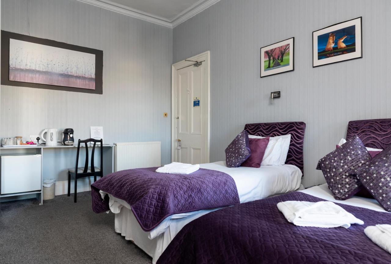 Claremont Guest house 3*