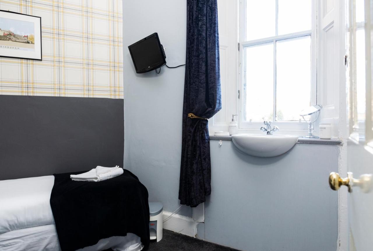 Guest house Claremont