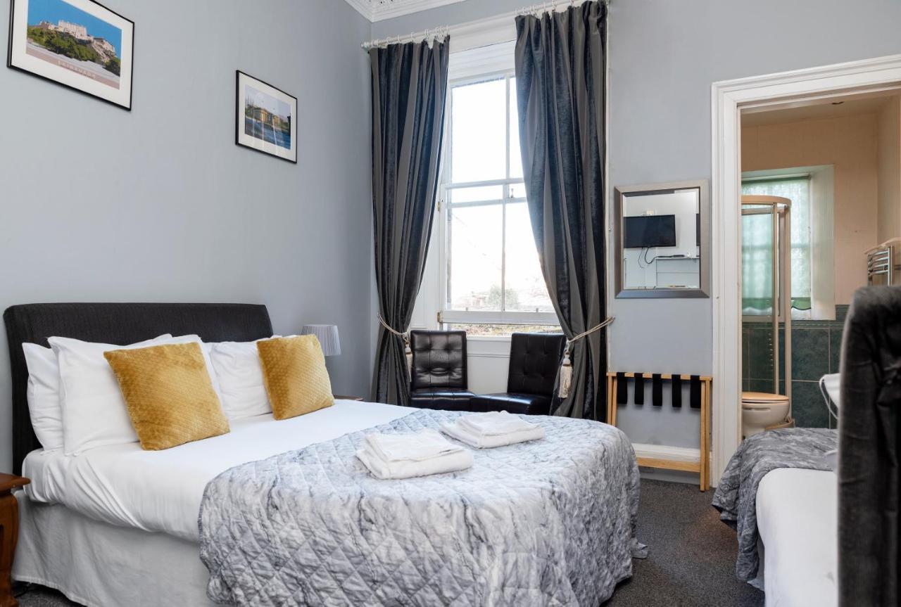 Guest house Claremont