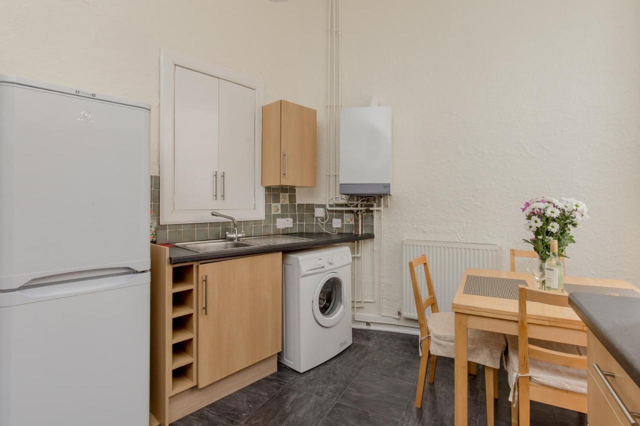 Spacious North St Andrew's Street * Edinburgh