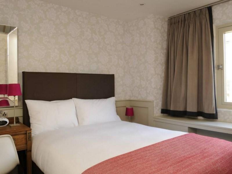Brooks Hotel Edinburgh