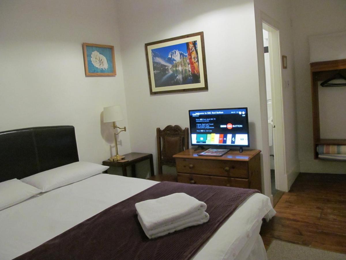 Lantern Guest house 3*