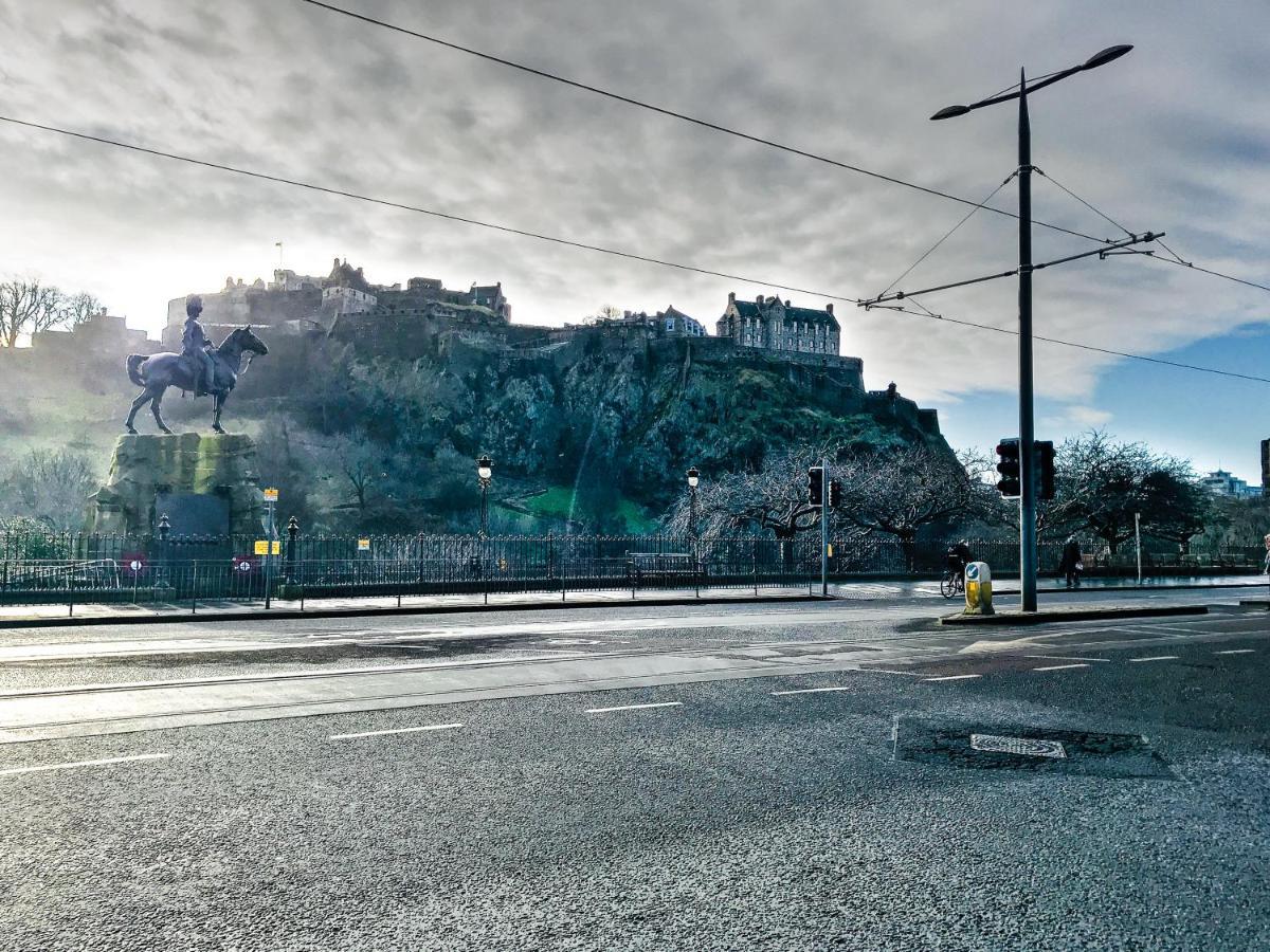 Centre Hamza * Edinburgh