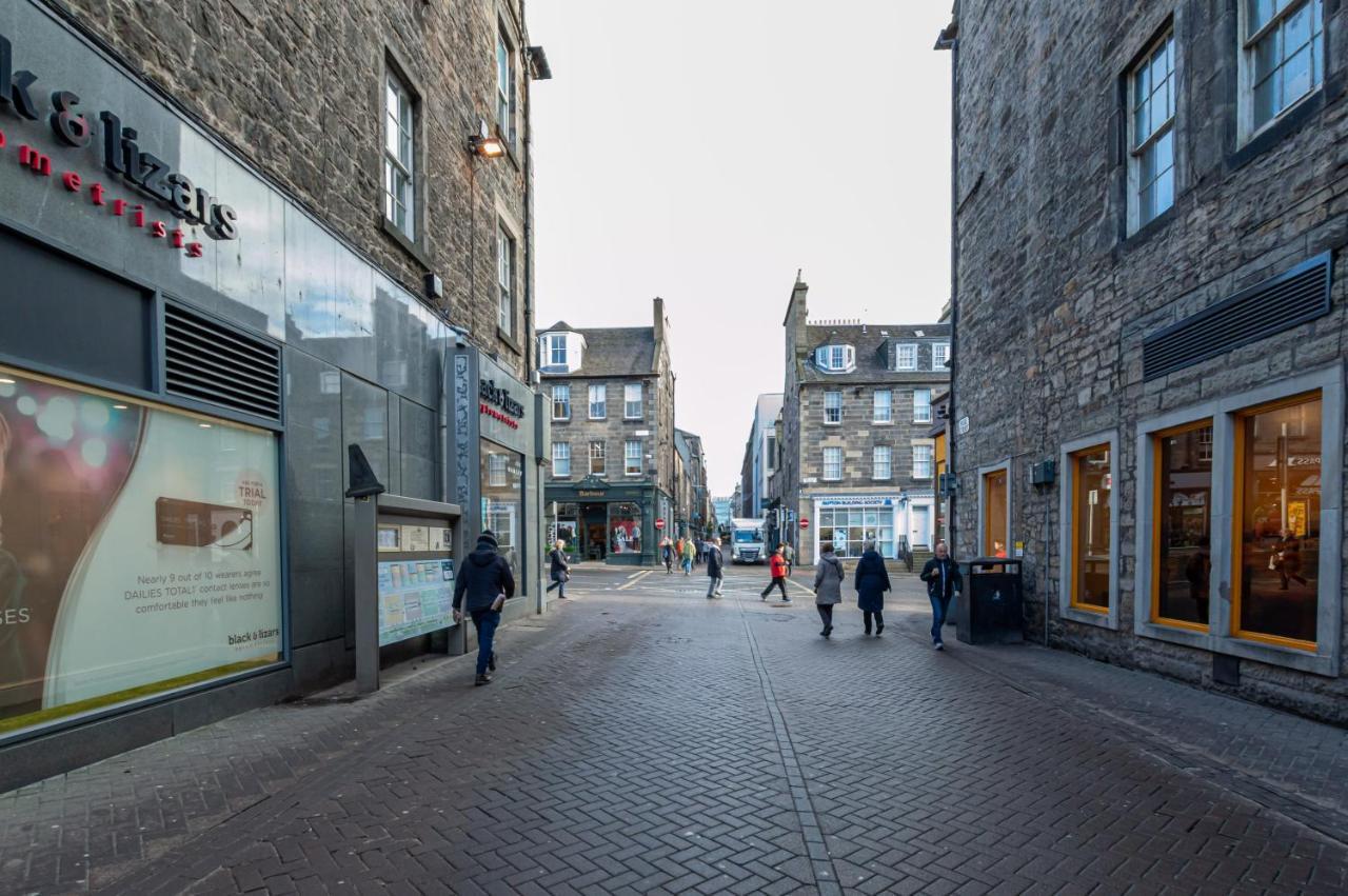 Centre Hamza * Edinburgh