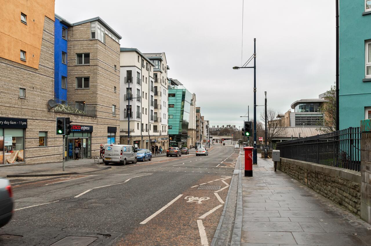 Centre Hamza Apartment Edinburgh