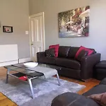 Spittal Street Residence, Spacious 2 Bedroom Apartment Close To Castle