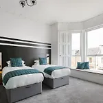 Castle Park Guest House