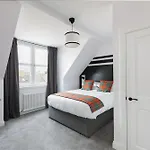 Castle Park Guest House