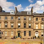 28 York Place Hotel