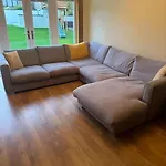 Beautiful Family Home With Golf